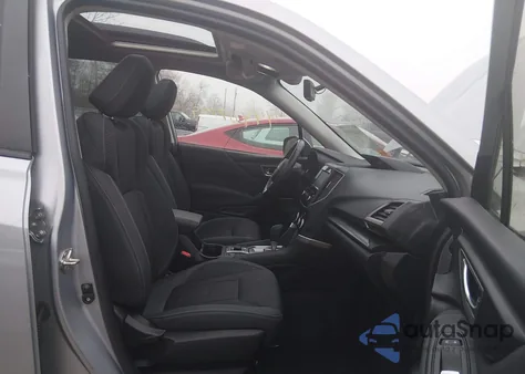 2020 Subaru Forester Premium z USA, uszkodzony, nr VIN JF2SKAJC4LH567143